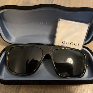 Gucci Navigator Men’s Sunglasses